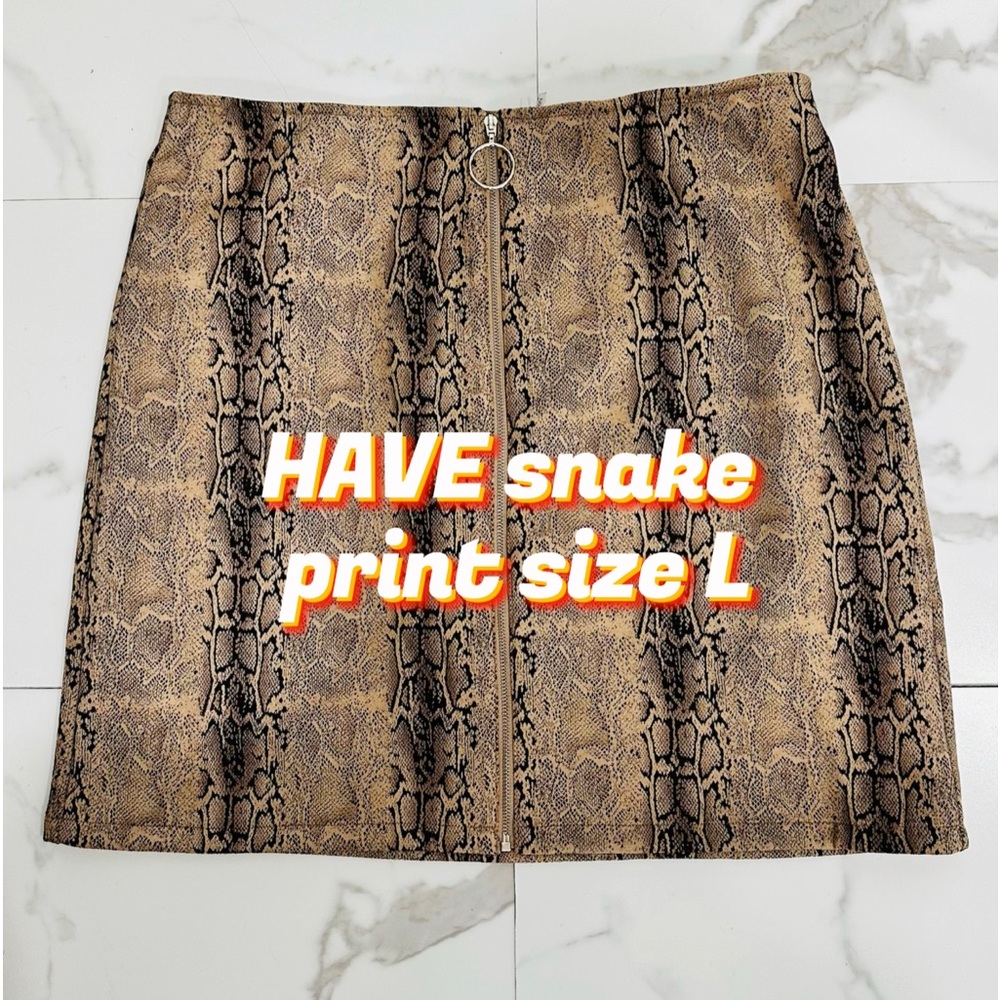 HAVE snake skin print zip front high waisted skirt size L